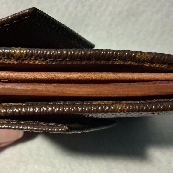 Louis Vuitton 1989 Elise Trifold Wallet Stamp 8905 AN with COA - Picture 10 of 16